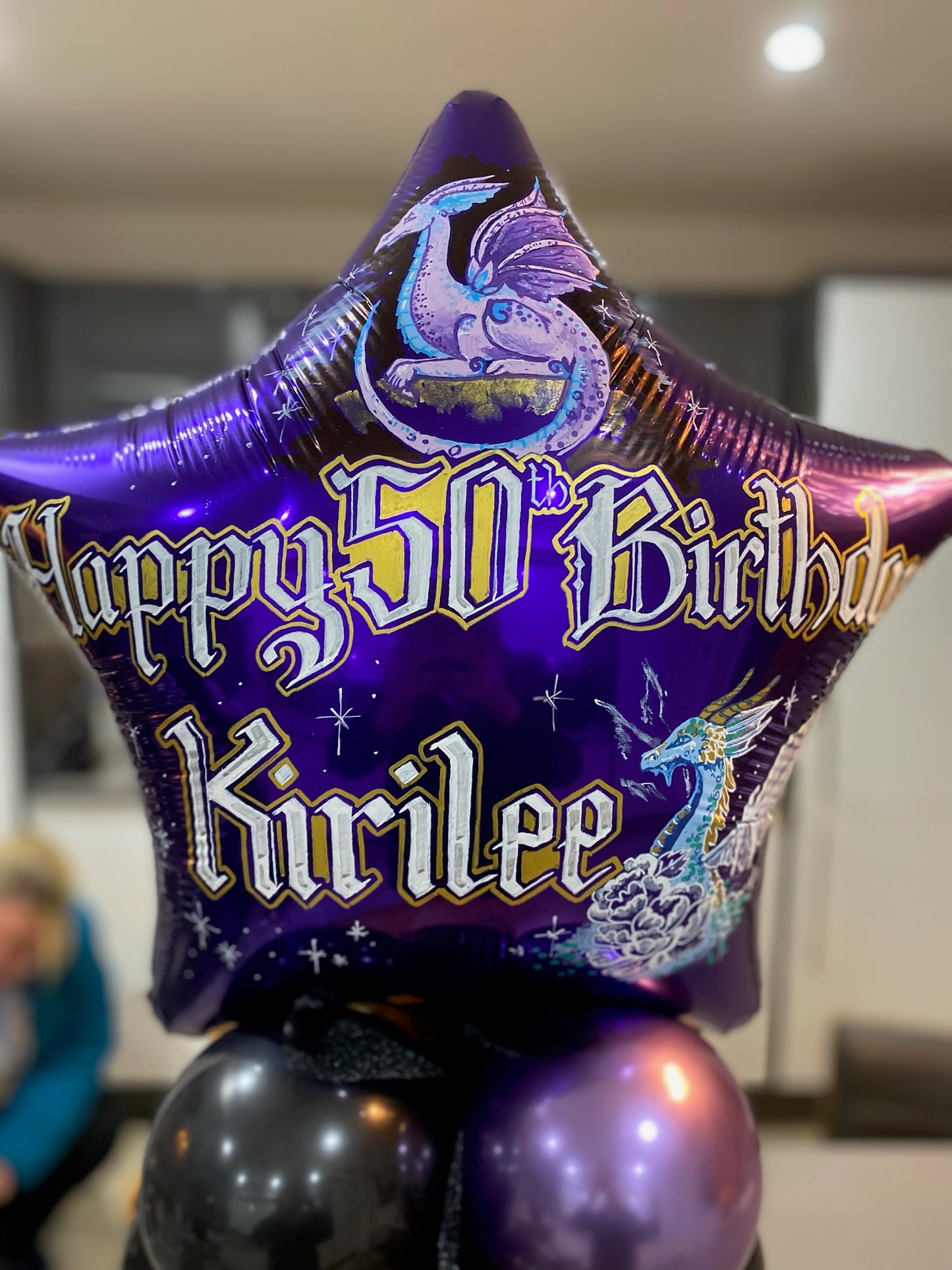 Mansfield Balloon Lady - Balloon Artistry.  Hand drawn bespoke glitter and paint Balloons.