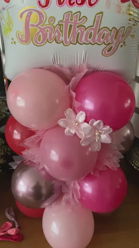 Mansfield Balloon Lady - Balloon Artistry.  Hand drawn bespoke glitter and paint Balloons.